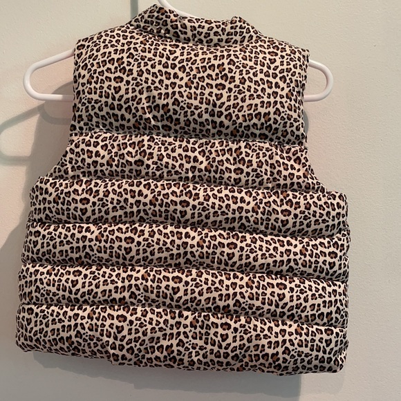Baby Leopard Puffer Vest - Picture 5 of 5
